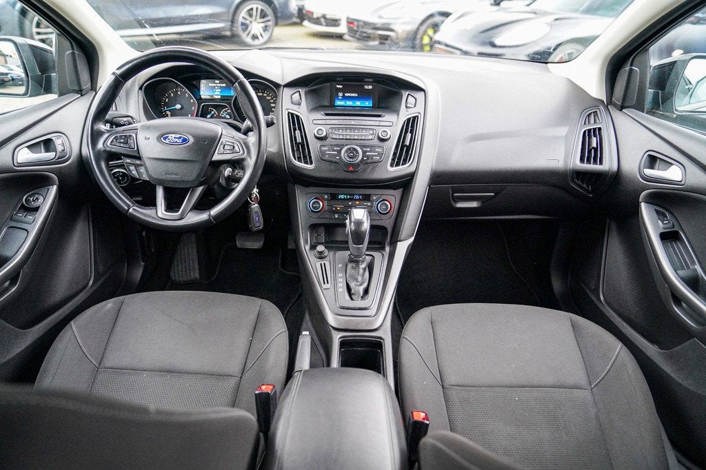 Ford FOCUS 1.6 TI-VCT Titanium | Cruise Control | AC | Multi, 1596 cc, 4 cilinders, 1210 kg, Zwart