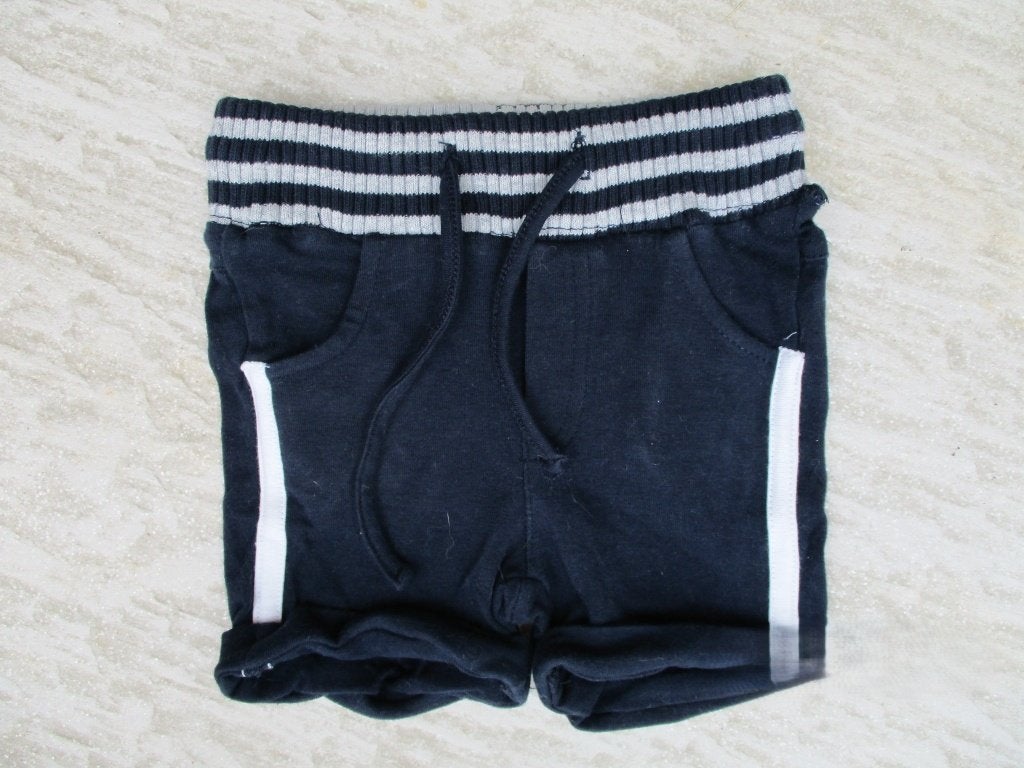 korte broek donker blauw maat 50 - 56 broekje, Kinderen en Baby's, Babykleding | Maat 50, Ophalen of Verzenden, Zo goed als nieuw