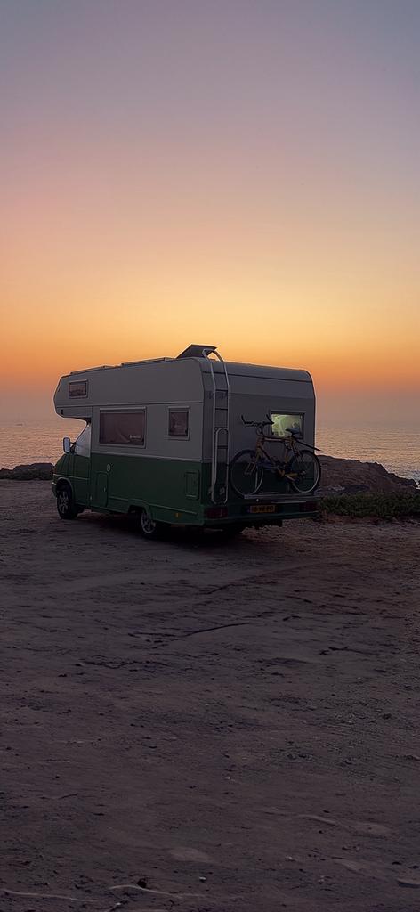 Camper Volkswagen alkoof Transporter - volledig off-grid, Caravans en Kamperen, Campers, Particulier, Buscamper of Camperbus, Volkswagen