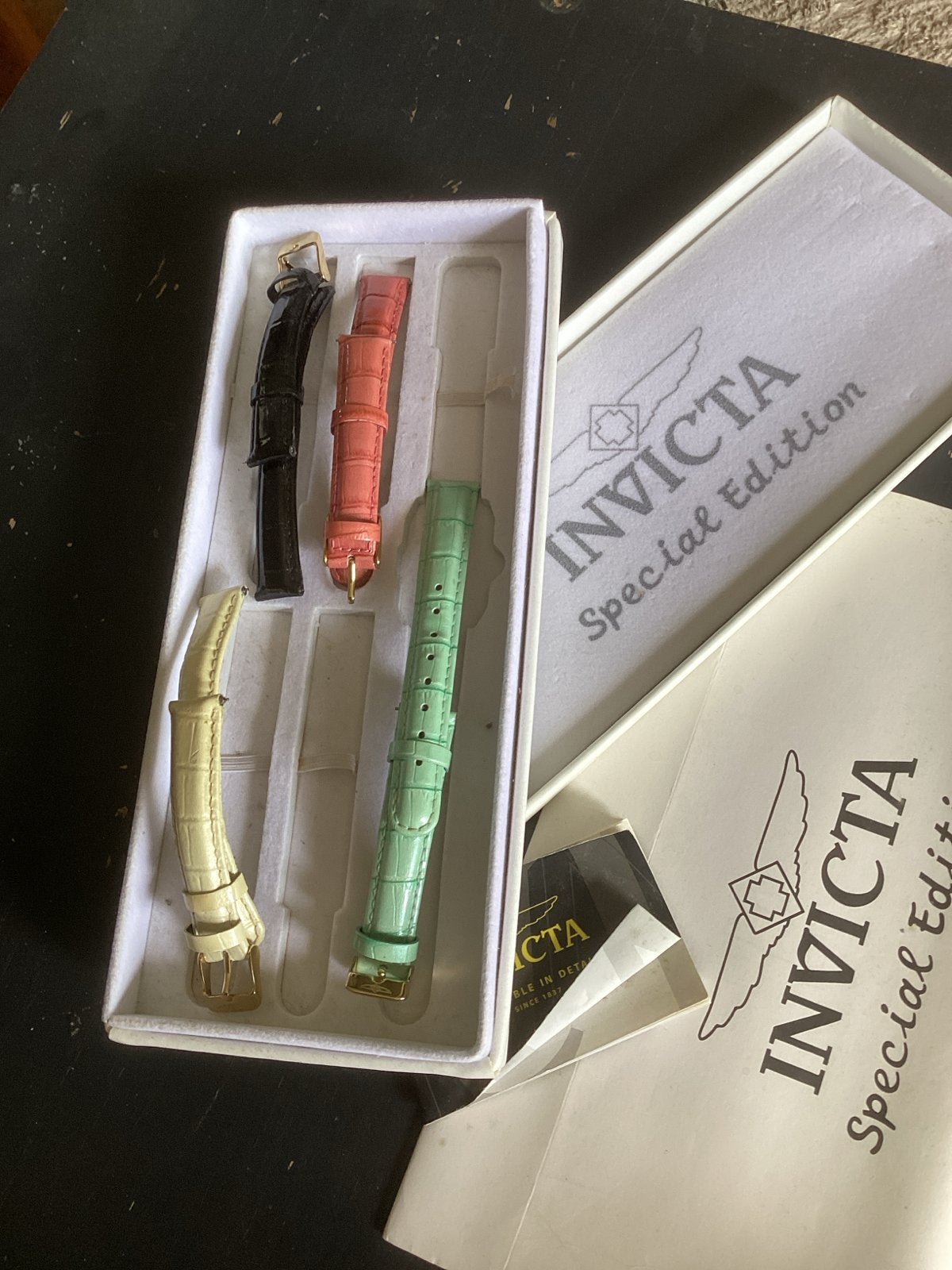 4 Invicta horlogebandjes - Special Edition, Ophalen of Verzenden, Zo goed als nieuw