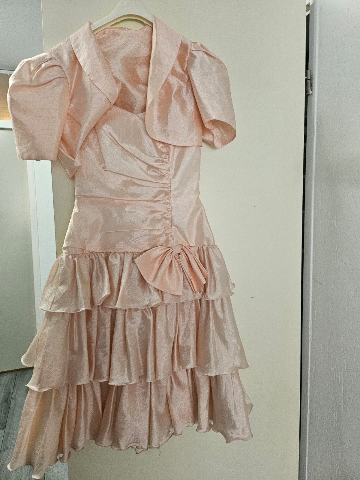 Vintage Bruidsjurk - Roze met Ruches en Bolero, Ophalen, Trouwjurk, Onbekend, Roze