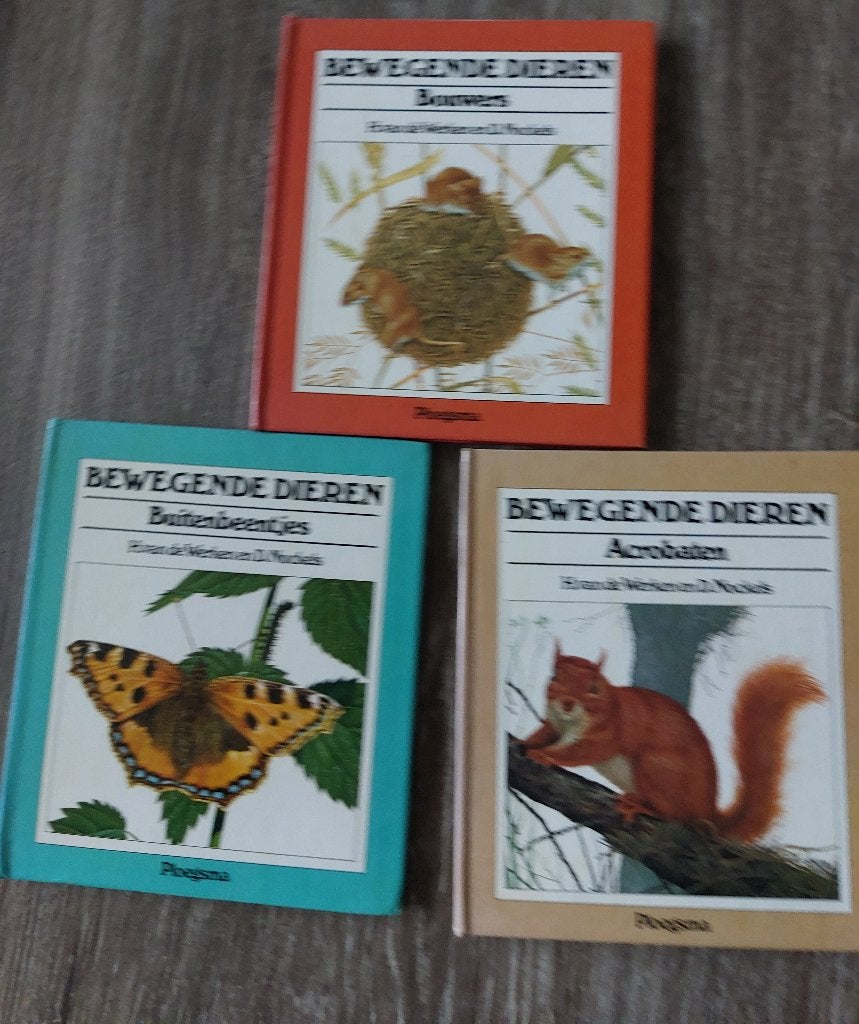 3 boekjes van de serie Bewegende dieren., Boeken, Gelezen, Fictie algemeen, Ophalen of Verzenden, 4 jaar
