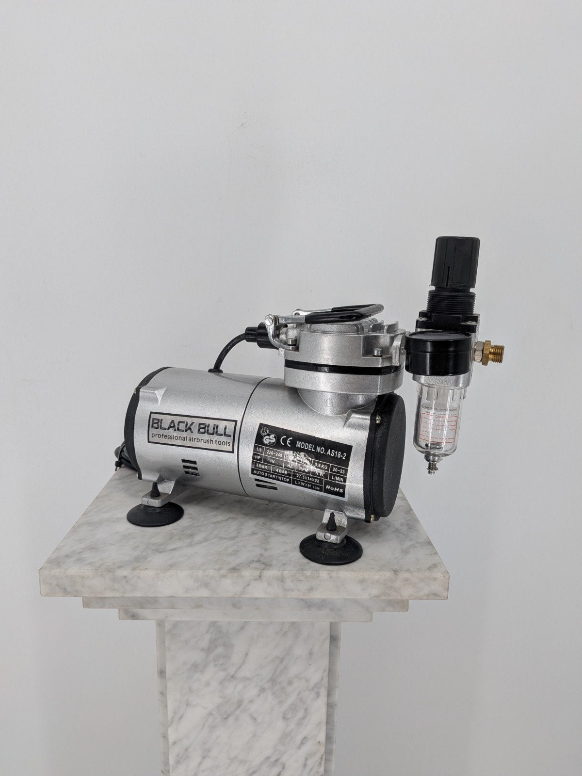 Black Bull AS18-2 Airbrush Compressor | Auto Start/Stop, Black Bull, Onbekend, Ophalen of Verzenden, Zo goed als nieuw