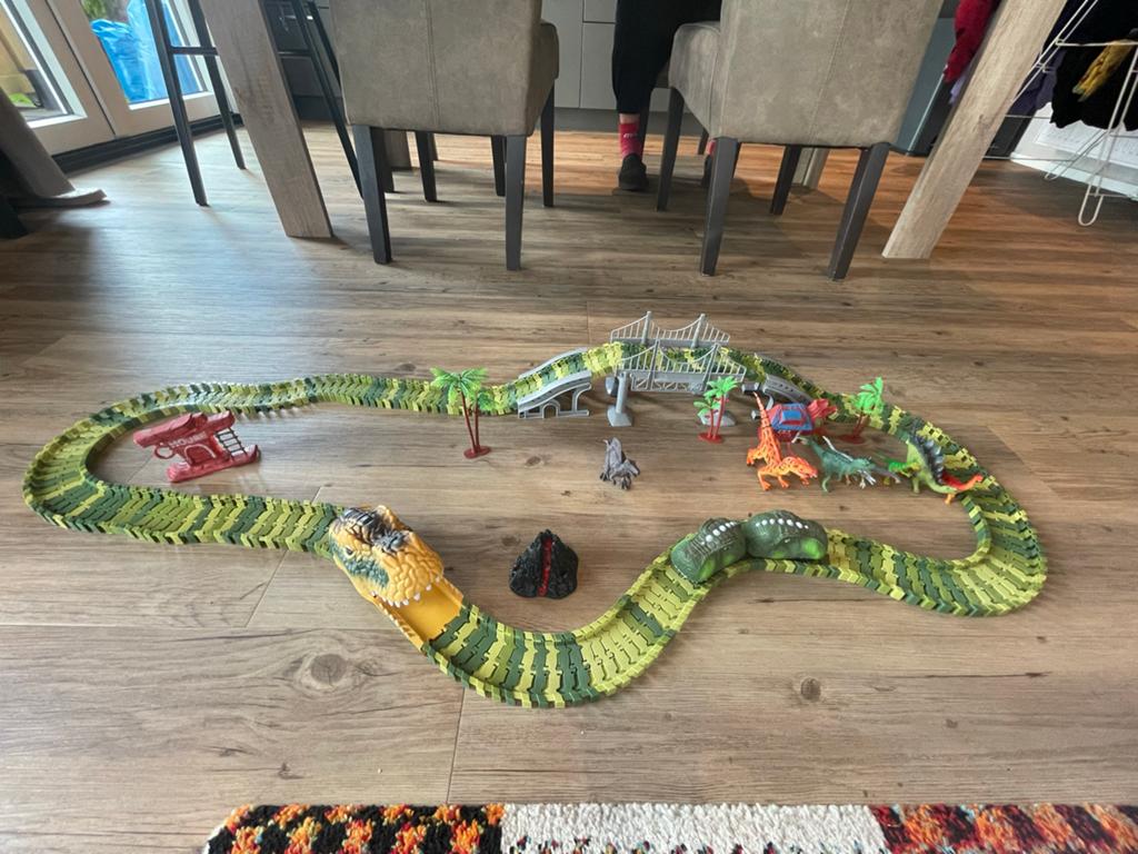 Dino racebaan met 2 auto's en accessoires, Overige merken, Zelf te bouwen, Ophalen of Verzenden, Elektrisch
