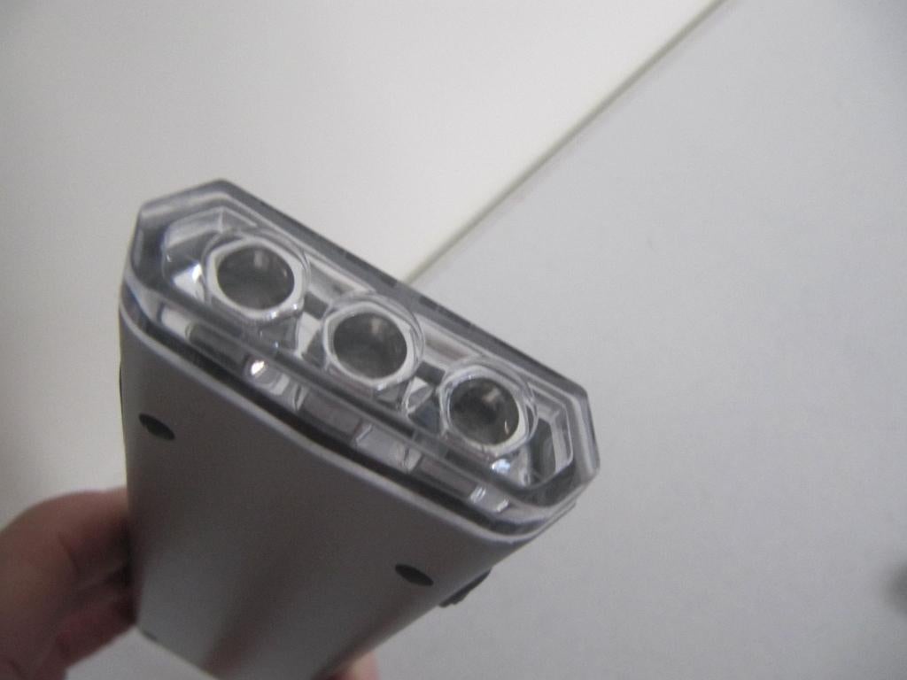 LED zaklamp NIEUW, Ophalen of Verzenden, Nieuw, Zonne-energie