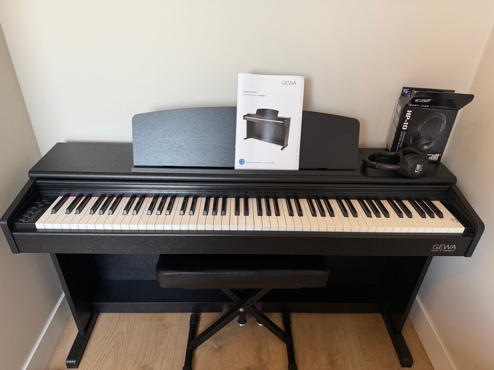 GEWA DP300 - Digitale Piano, Muziek en Instrumenten, Piano's, Zo goed als nieuw, Zwart, Ophalen