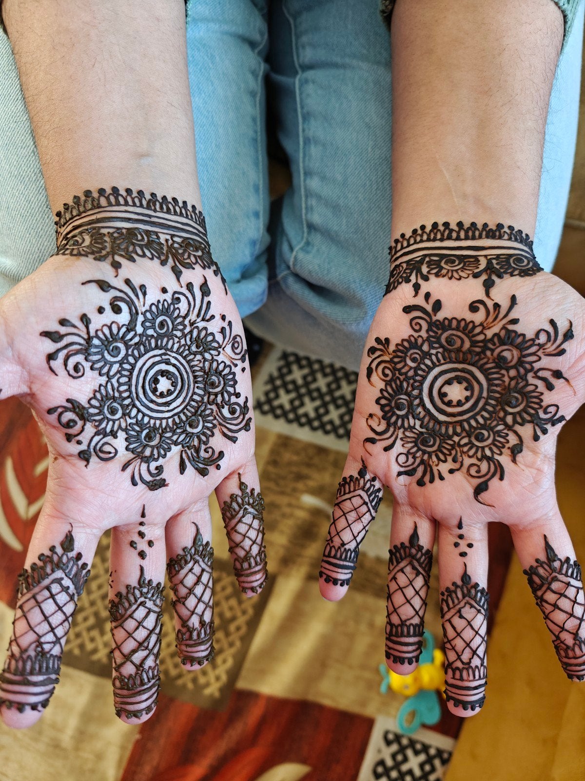 Henna, Ophalen of Verzenden, Zo goed als nieuw, Carnaval