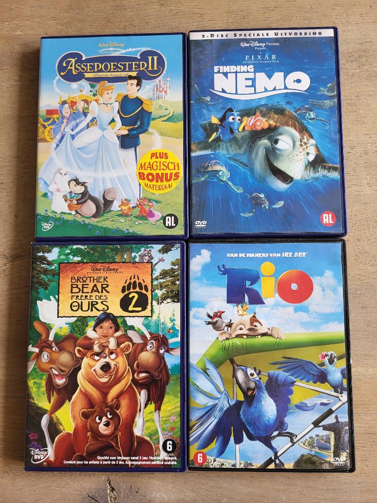 DVD Disney cinderella 2 rio brother bear 2 finding nemo, Vanaf 6 jaar, Ophalen of Verzenden, Zo goed als nieuw, Overige genres