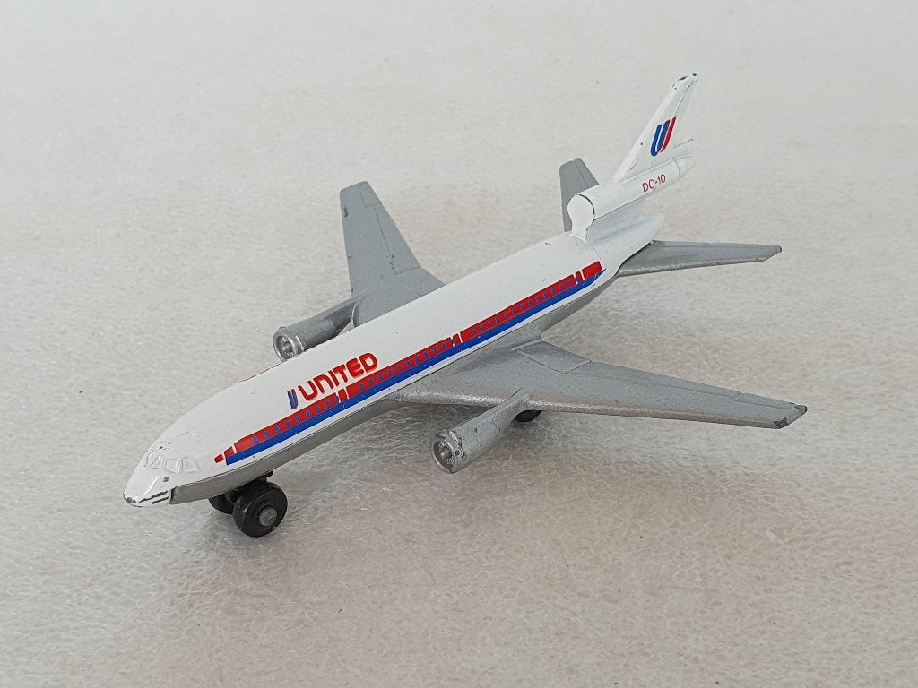 Matchbox: SB 13 United DC10 (1), Overige merken, 1:72 tot 1:144, Gebruikt, Ophalen of Verzenden