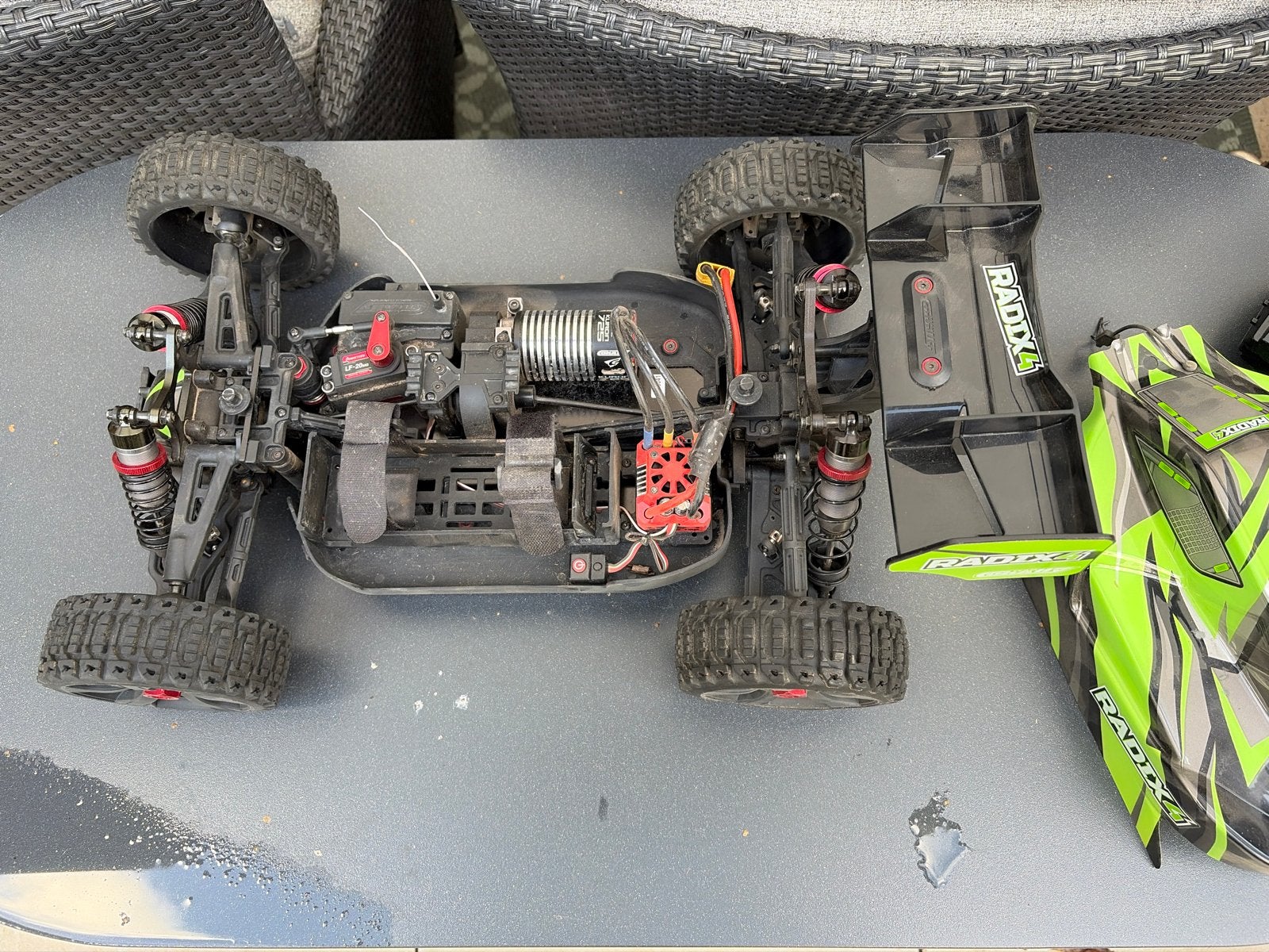 Team corally RADIX4 RC Auto - Zo goed als nieuw, Elektro, Auto offroad, Ophalen of Verzenden, Zo goed als nieuw