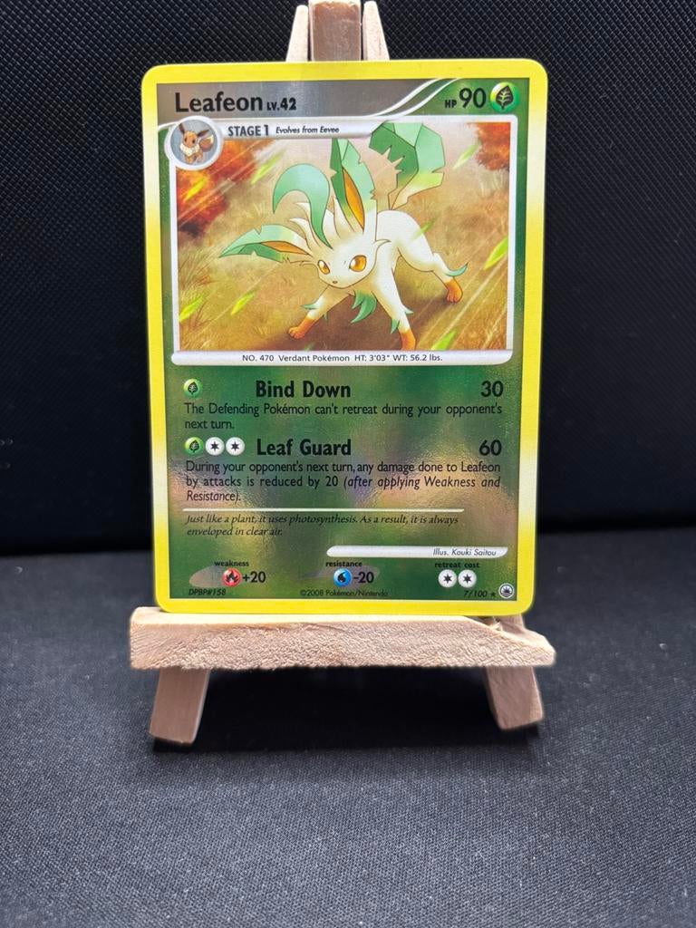 Leafeon Lv.42 Reverse Holo - Majestic Dawn - 7, Ophalen of Verzenden, Zo goed als nieuw
