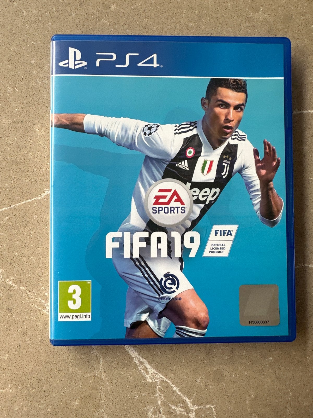 FIFA 19 PS4 - Voetbalgame met Cristiano Ronaldo, Spelcomputers en Games, Gebruikt, Eén computer, Ophalen of Verzenden, Sport