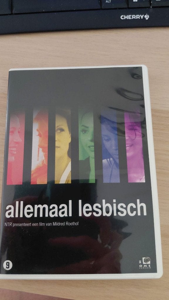 Allemaal Lesbisch, Overige genres, Zo goed als nieuw, Vanaf 6 jaar, Ophalen of Verzenden