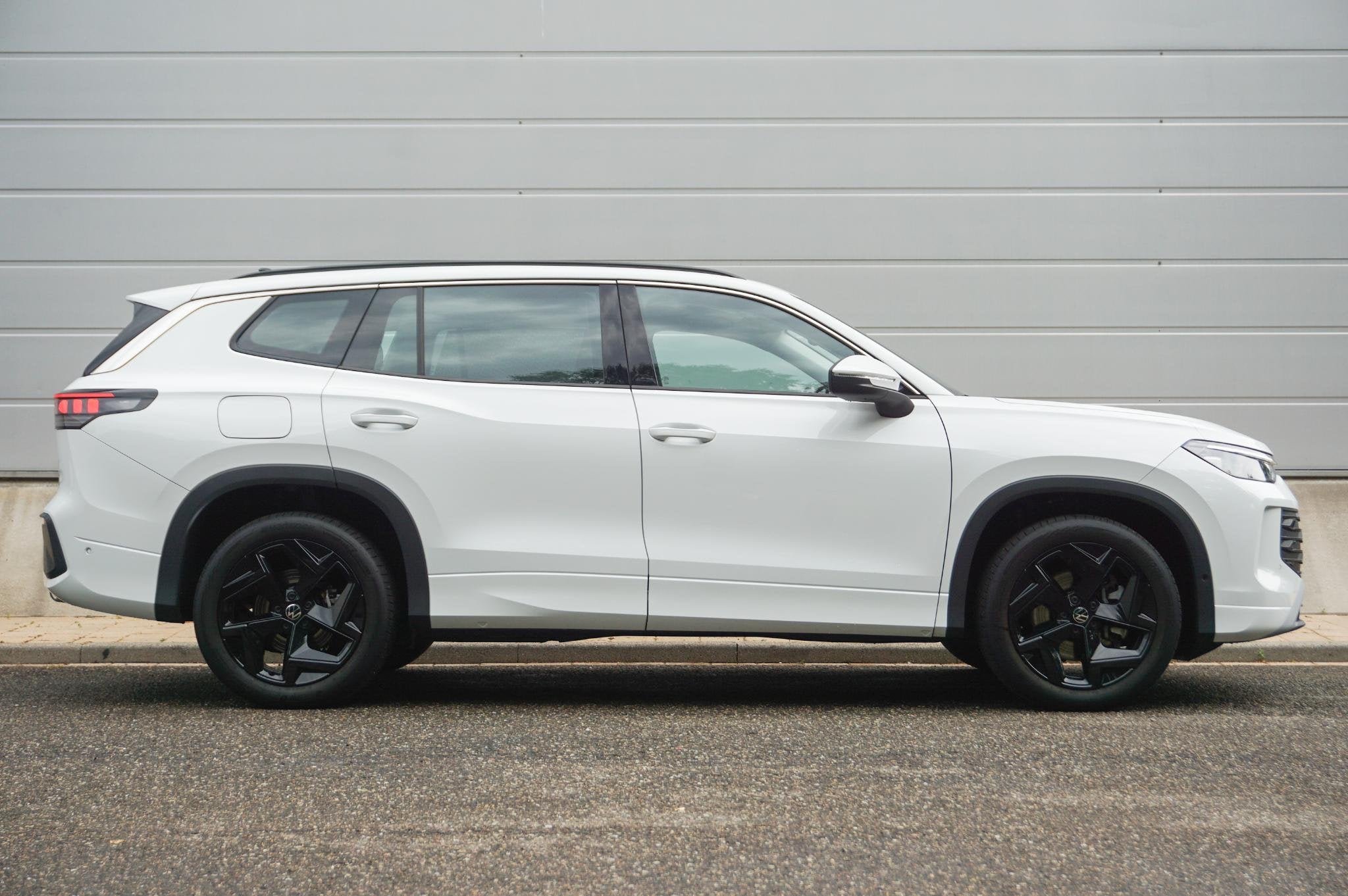 Volkswagen Tayron 1.5 eHybrid 204pk Life Edition | Trekhaak, 12 maanden, Stof, 4 cilinders, 150 min