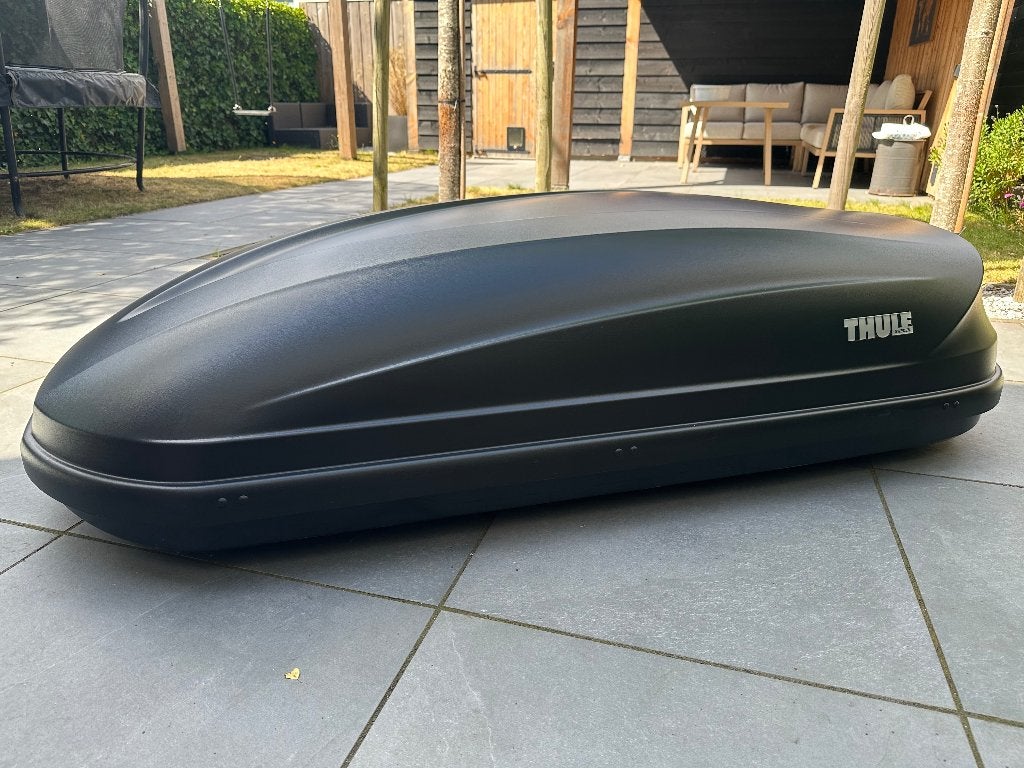 Thule Pacific 200 + Thule dakdragers Wingbar Edge zwart, Ophalen, Zo goed als nieuw
