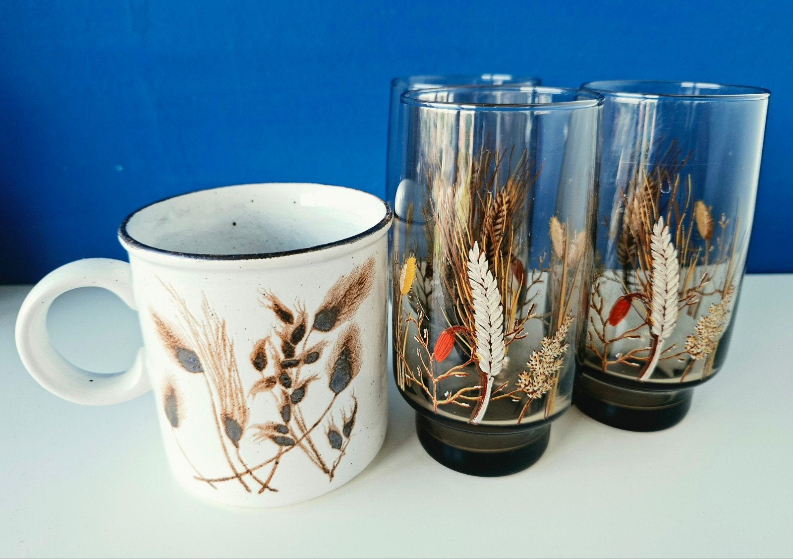Vintage jaren 70: Midwinter mok en Luminarc glazen/graan, Glas of Glazen, Gebruikt, Ophalen of Verzenden, Glas