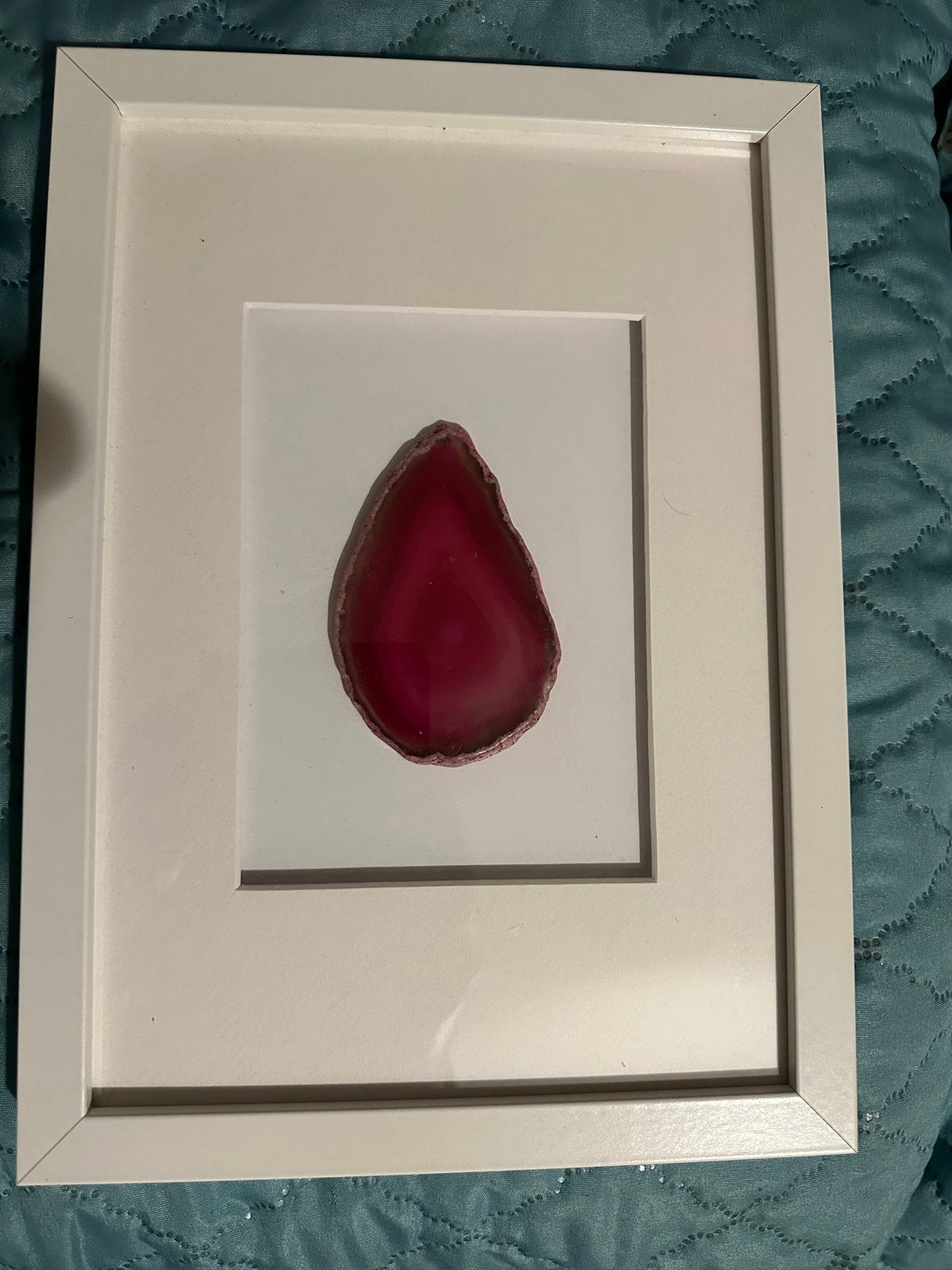 Witte fotolijst met roze agaatsteen. Leuk Sint/kerst vadeau, 32 cm, 23 cm, Nieuw, Ophalen of Verzenden