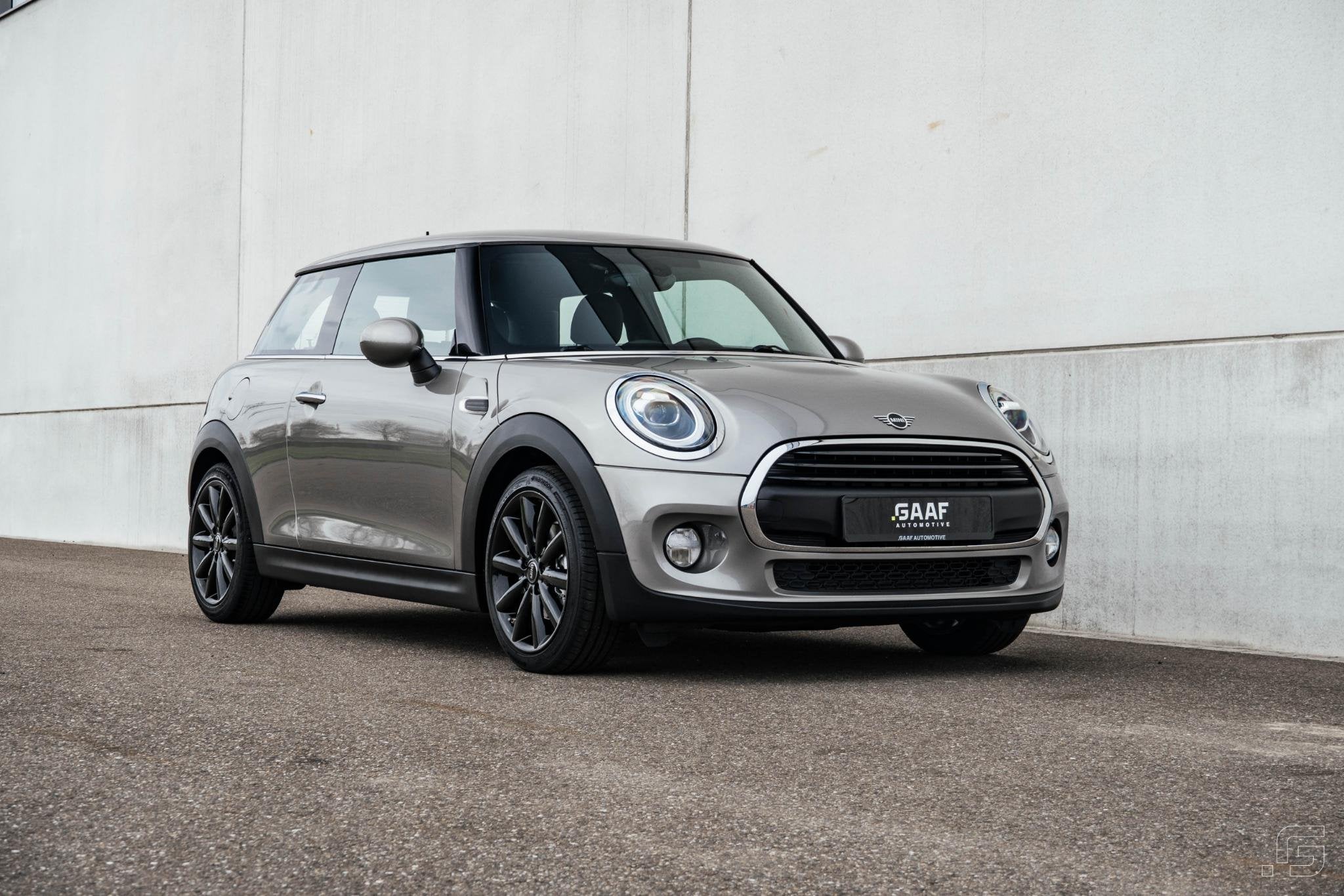 MINI 1.5 One Chili Business |Navi | Camera | Stoel-/ voorrui, Voorwielaandrijving, Gebruikt, 4 stoelen, Leder en Stof