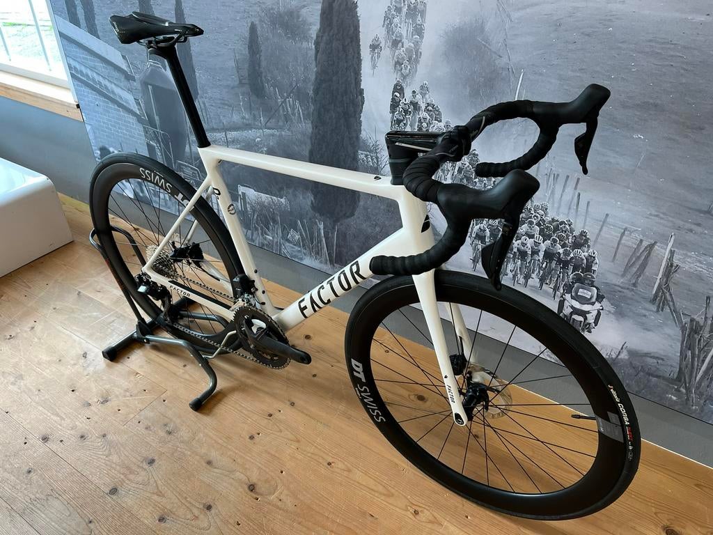 Nieuwe Factor O2 disc speciale Shimano 105 di2, 28 inch, Carbon, Nieuw, Factor