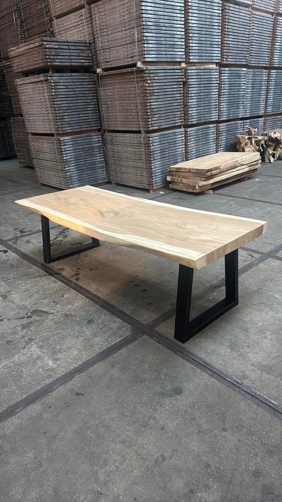 Suar boomstamtafel met trapezium onderstel, Huis en Inrichting, Tafels | Eettafels, Ophalen, 200 cm of meer, 50 tot 100 cm, Zo goed als nieuw