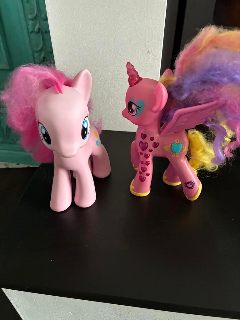 My Little Pony  ( 1 pony geeft licht en geluid, Ophalen of Verzenden, Gebruikt, Overige typen