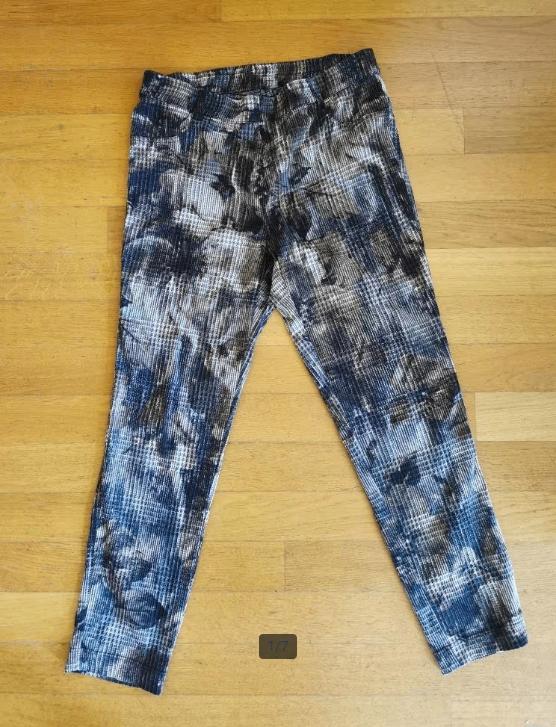 Bonte lange broek. Merk: Rossini. Maat: 38., Maat 38/40 (M), Overige kleuren, Ophalen of Verzenden, Zo goed als nieuw