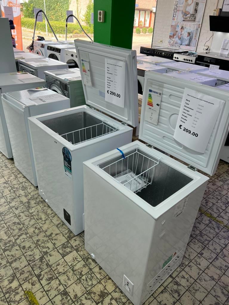 Hisense FV 191 N4 AW2  no frost vriezer 145 cm no frost, Vrieskast, Hisense, Hisense, Nieuw