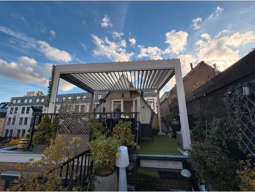 Sorara lamellen pergola. Creme. Handmatig. 4/3 meter zgan., Ophalen, 200 cm of meer, Zo goed als nieuw, 25 tot 50 cm