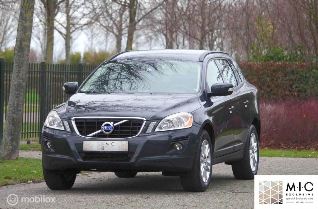Volvo XC60 3.0 T6 Momentum | Zwitserse btw auto | Inr. mog., Automaat, Stof, Gebruikt, 286 pk