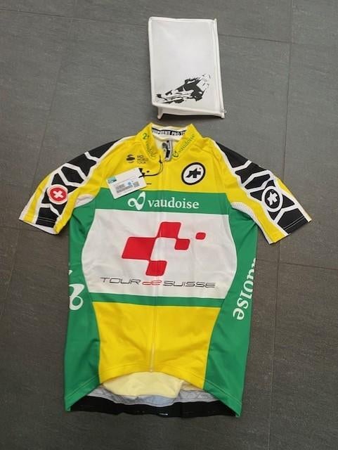 Fietsshirt assos tour de suisse Nieuw! M, Fietsen en Brommers, Fietsaccessoires | Fietskleding, Assos, Nieuw, Ophalen of Verzenden