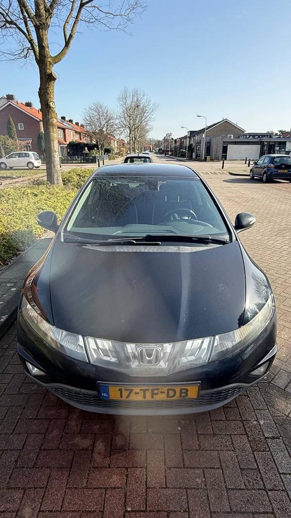 Honda Civic 2.2 i-CTDi – APK 10/2026, Voorwielaandrijving, Zwart, 4 cilinders, Zwart