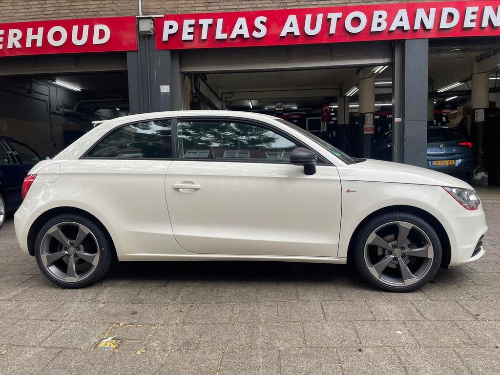 Audi S1 RS3 17 inch velgen 5x100 A1 A2 s line polo ibiza TT, 215 mm, Nieuw, 17 inch, Ophalen of Verzenden