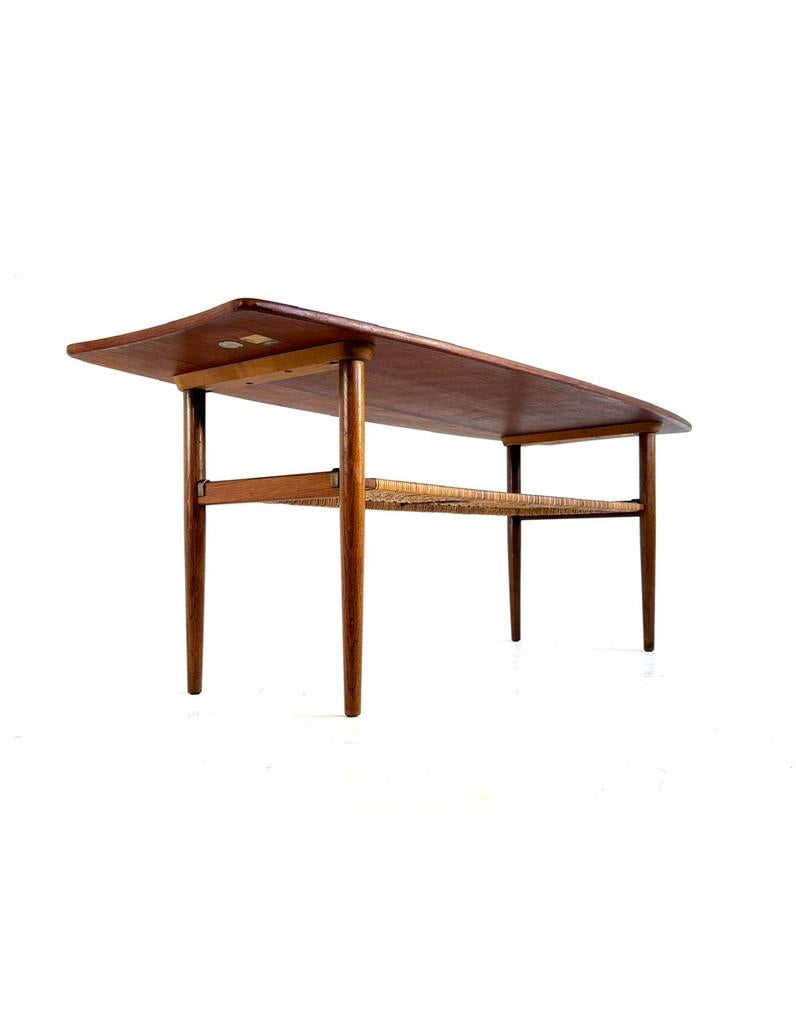 Foto 3 van Vintage Deense salontafel teak & webbing, Jason Ringsted ‘50