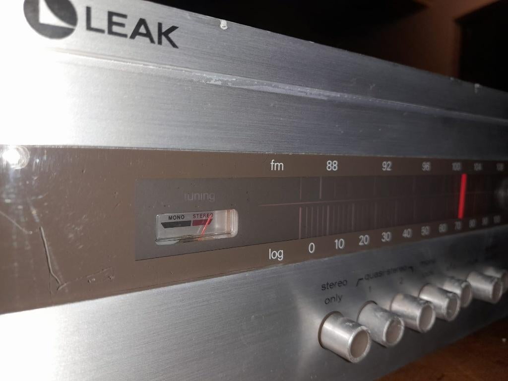 Leak Delta FM tuner, Ophalen, Gebruikt, 120 watt of meer, Overige merken