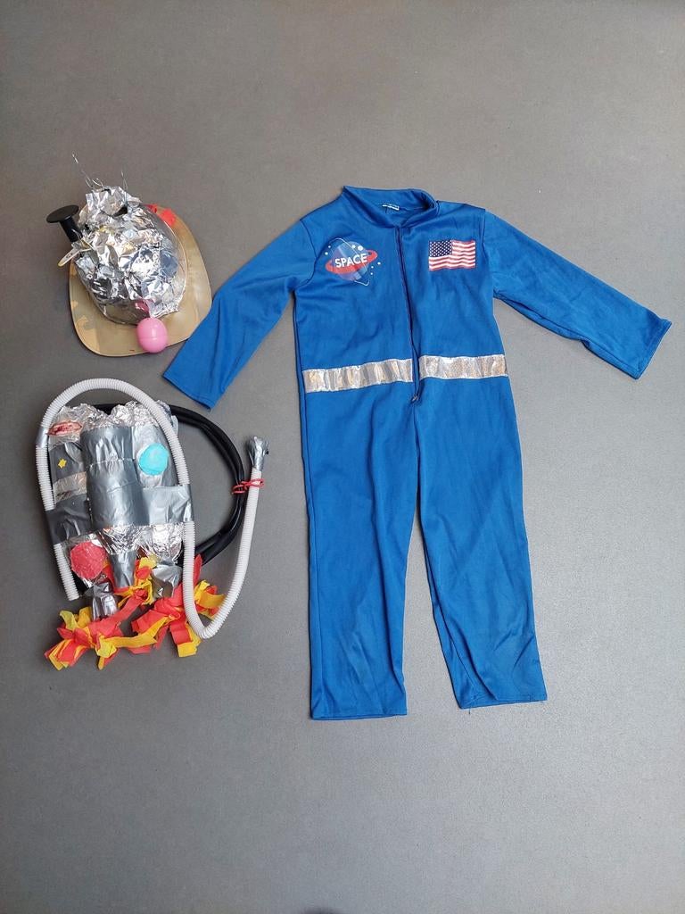 Astronautenpak met jetpack en helm, Kinderen en Baby's, Carnavalskleding en Verkleedspullen, Ophalen, Gebruikt, 110 t/m 116, Jongen of Meisje