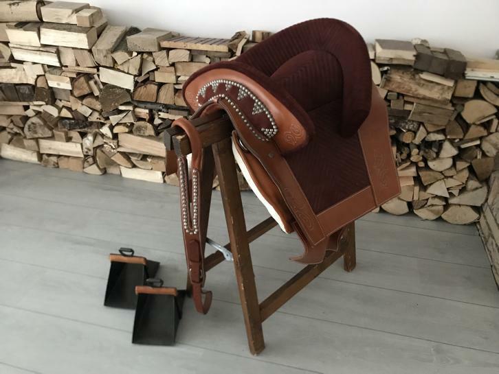 Handgemaakte zadels (Montura Portuguesa), Dieren en Toebehoren, Paarden en Pony's | Zadels, Nieuw, Dressuur