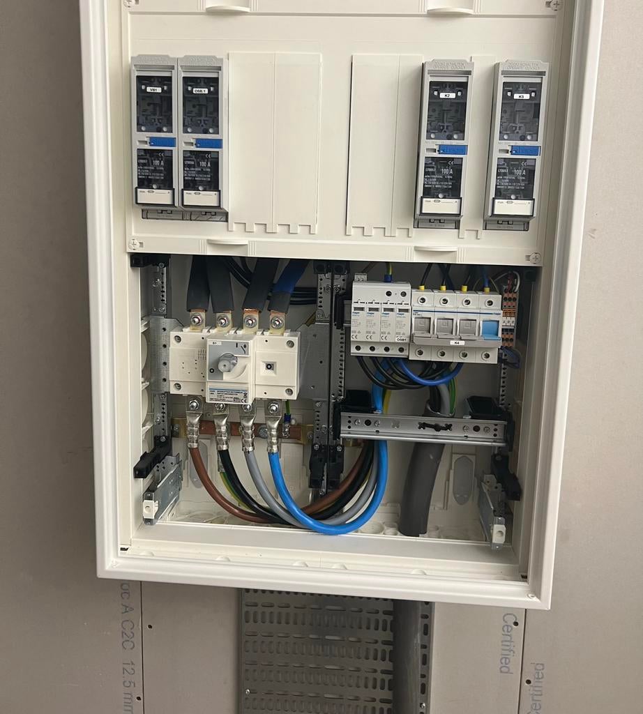 Foto 2 van Electricien 😄