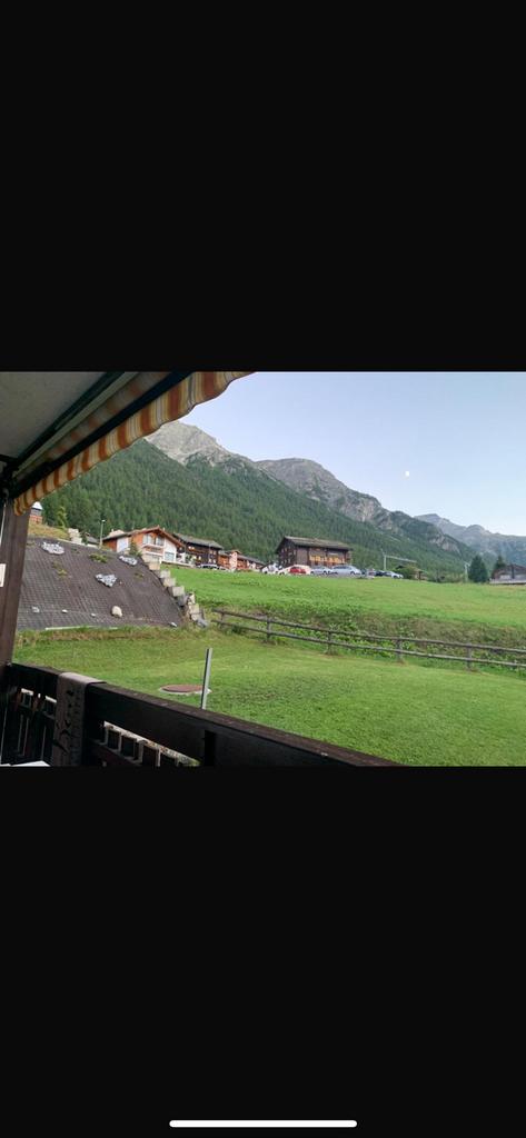 Appartement of studio te huur in Grächen – skiën/wintersport, Kinderbed, Appartement, 2 slaapkamers, Dorp