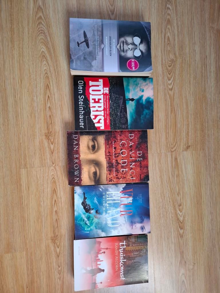 8 Gelezen Leesboeken - Klaar voor de volgende ronde!, Ophalen of Verzenden, Gelezen