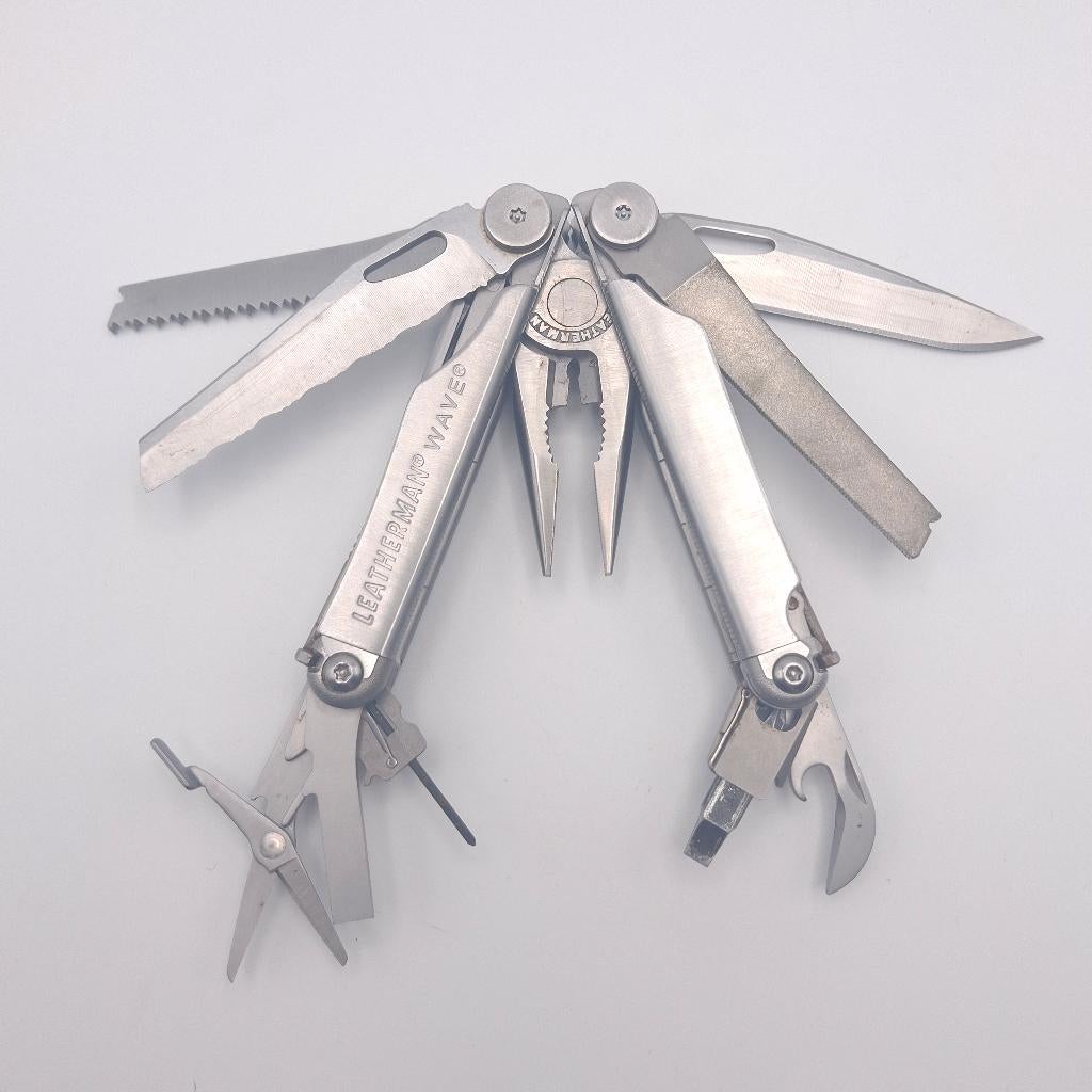 Leatherman New Wave 2nd Gen multitool, Caravans en Kamperen, Kampeergereedschap, Ophalen of Verzenden, Zo goed als nieuw