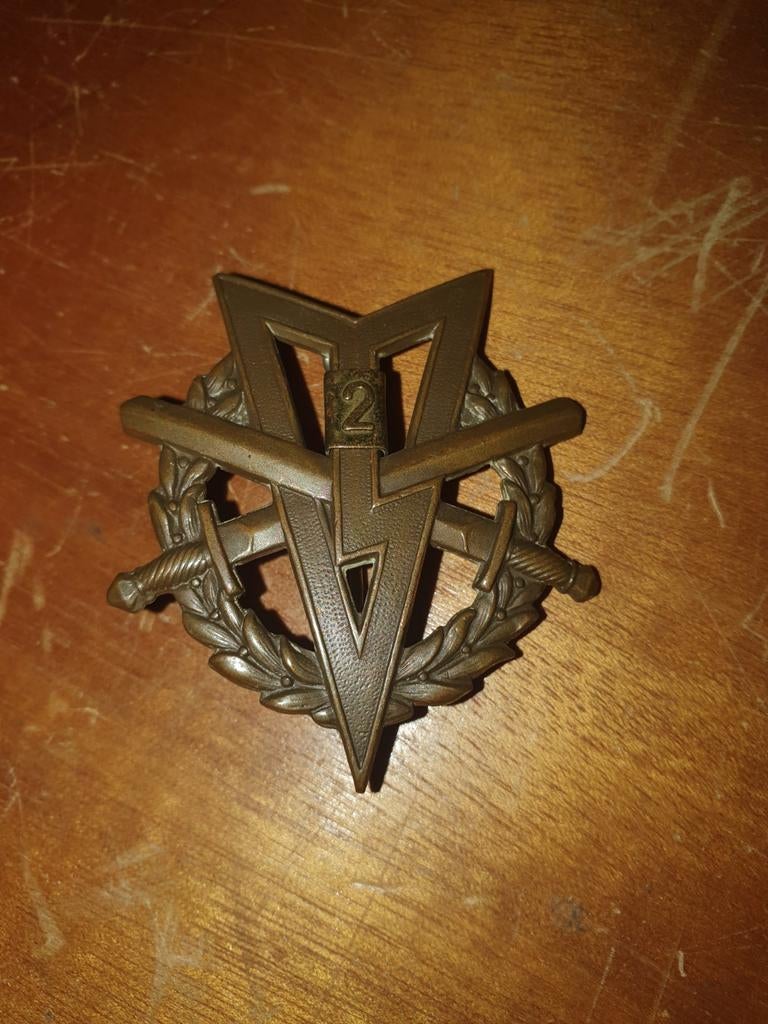 MLV speld met cijfer 2, Ophalen of Verzenden, Nederland, Embleem of Badge