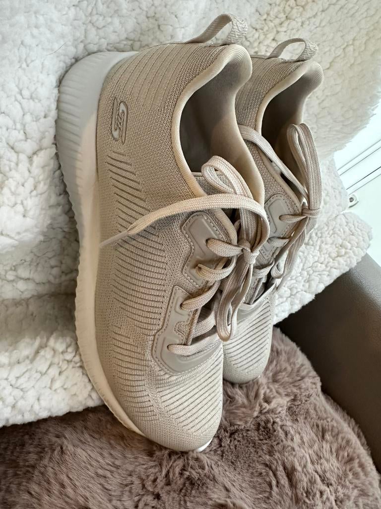 Skechers BOBS Sport Squad - Tough Talk Maat 39, Kleding | Dames, Schoenen, Ophalen of Verzenden, Zo goed als nieuw, Zwart, Sneakers of Gympen