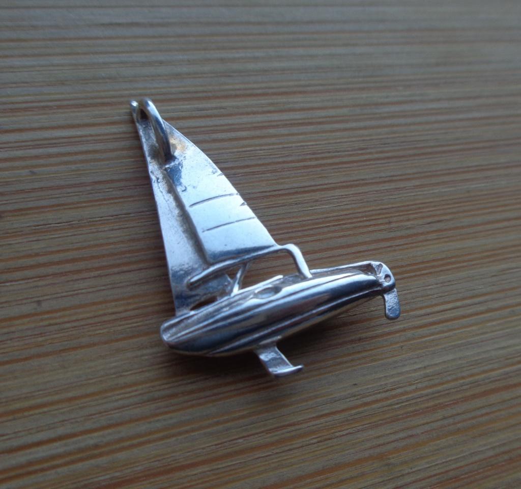 zilveren bedel/hanger zeilboot [577], Overige merken, Ophalen of Verzenden, Zo goed als nieuw, 1 bedel