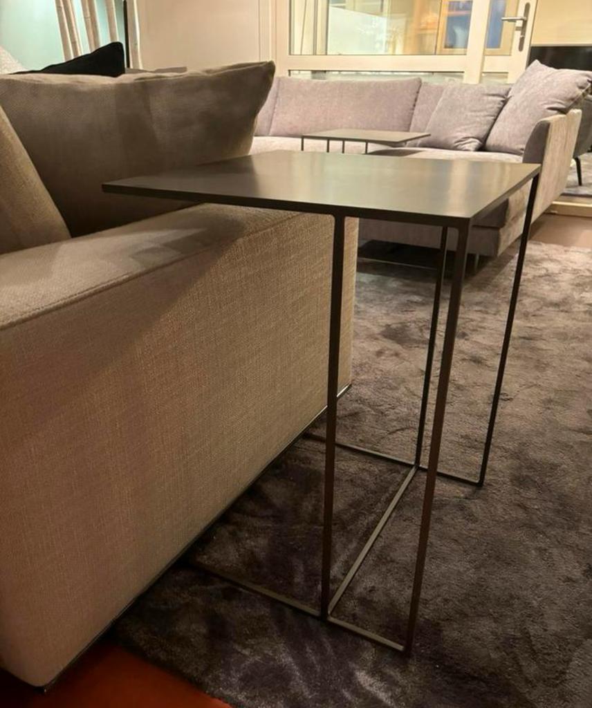 Minotti Leger Bronze 50x54cm listprice € 1.130,-, Huis en Inrichting, Tafels | Bijzettafels, Zo goed als nieuw, Rechthoekig, 60 cm of meer