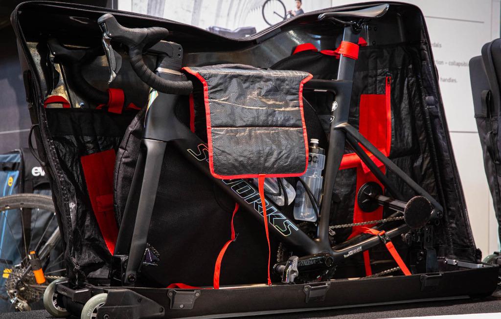 Evoc Road Bike travelbag Pro fietskoffer verhuur, Fietsen en Brommers, Fietsaccessoires | Fietstassen, Ophalen, Gebruikt, Evoc