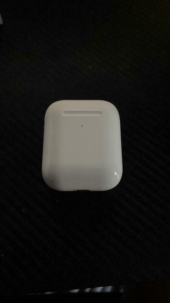 Air pods 2, Ophalen of Verzenden, Gebruikt, In gehoorgang (in-ear), Bluetooth