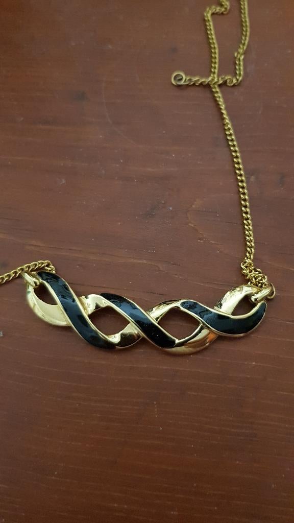 Vergulde vintage ketting van Monet, Sieraden, Tassen en Uiterlijk, Kettingen, Ophalen of Verzenden, Zo goed als nieuw, Goud, Overige materialen