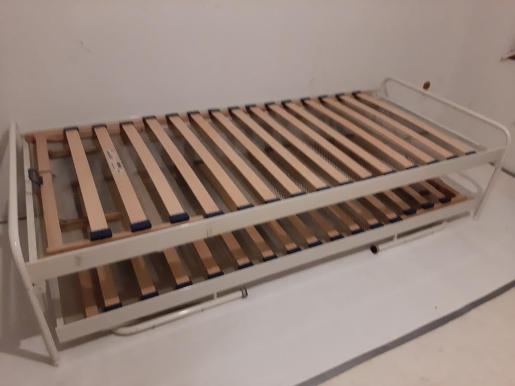 2 persoons onderschuifbed, Ophalen, Zo goed als nieuw, Eenpersoons, 90 cm