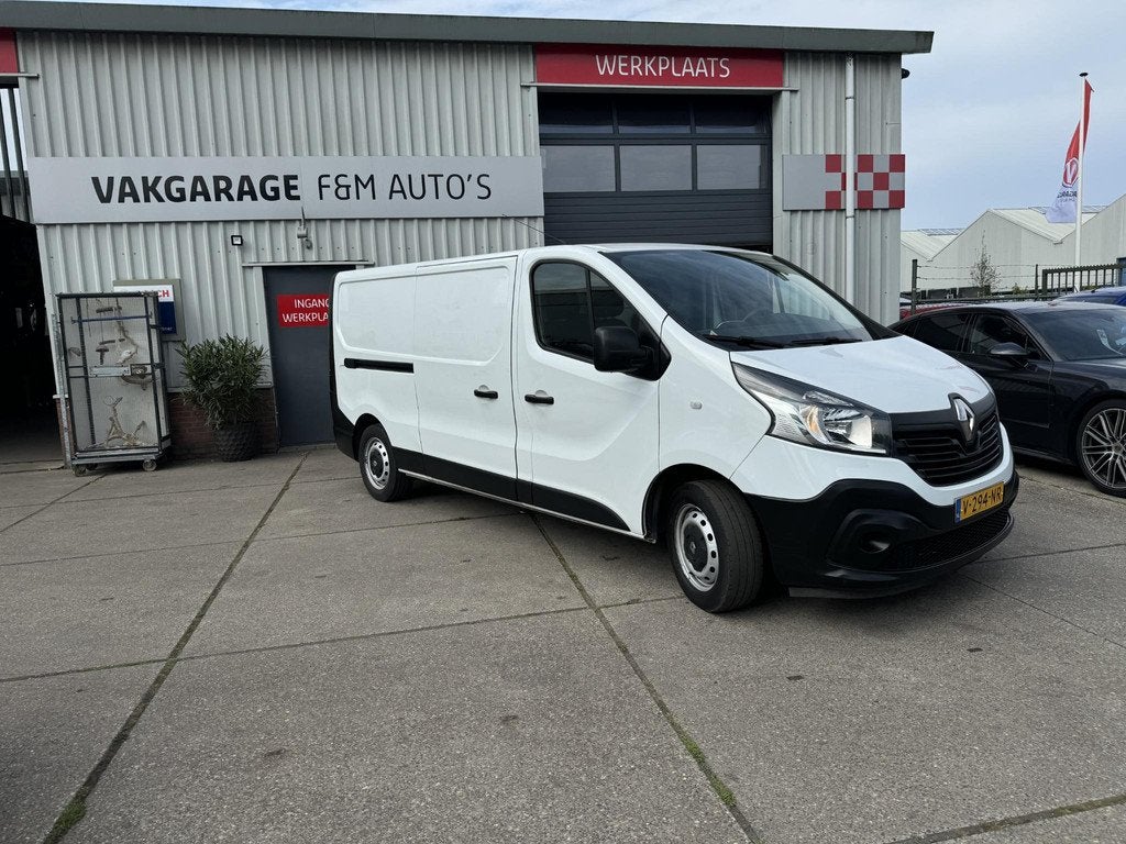 Renault Trafic 1.6 dCi T29 L2H1 Comfort Energy Airco, cruise, Auto's, Bestelauto's, Voorwielaandrijving, Gebruikt, Euro 6, 4 cilinders