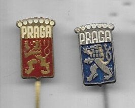 2 PRAGA AUTO SPELDEN VERSCHILLENDE, Ophalen of Verzenden, Gebruikt, Transport, Speldje of Pin